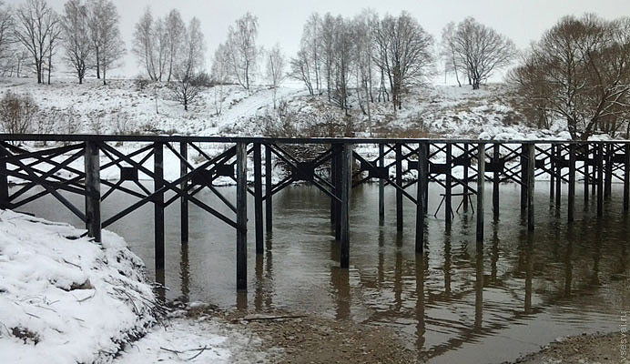 Свайные мосты: надежное решение для преодоления водных преград в Амурске от 57283 руб